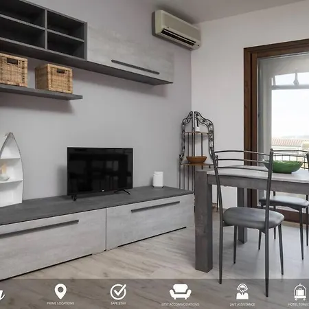 Apartman Homey Experience - Navy Pool & Sea View *